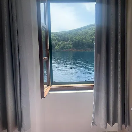 Palac - Giordano Πανσιόν Valun