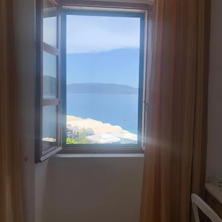 Palac - Giordano Valun