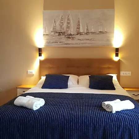 Palac - Giordano Valun