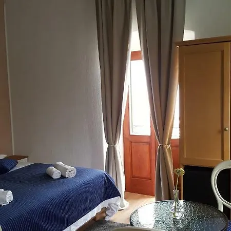 Πανσιόν Palac - Giordano Valun