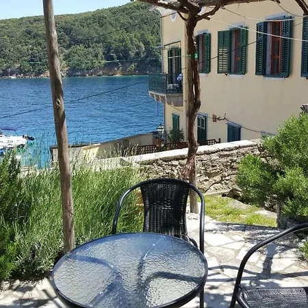 Palac - Giordano Πανσιόν Valun