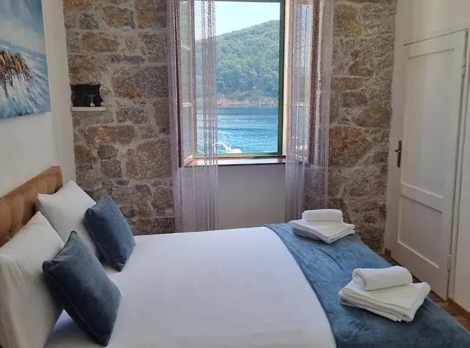 Palac - Giordano 4* Valun