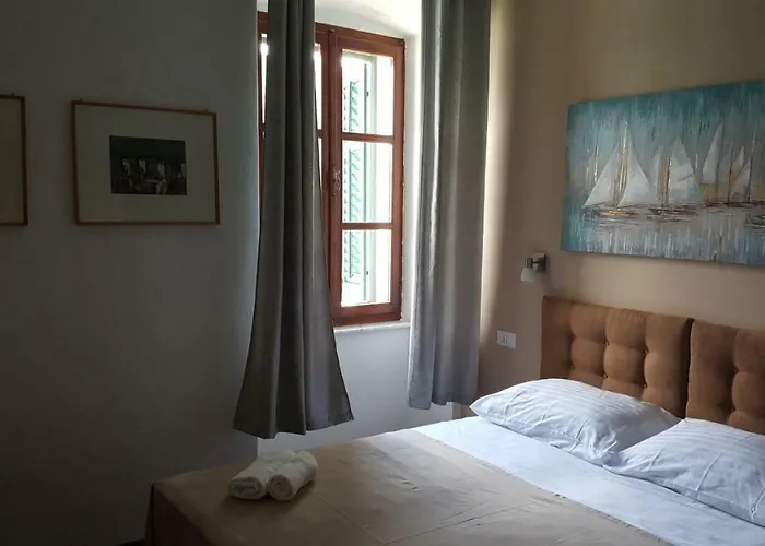 Palac - Giordano 4* Valun